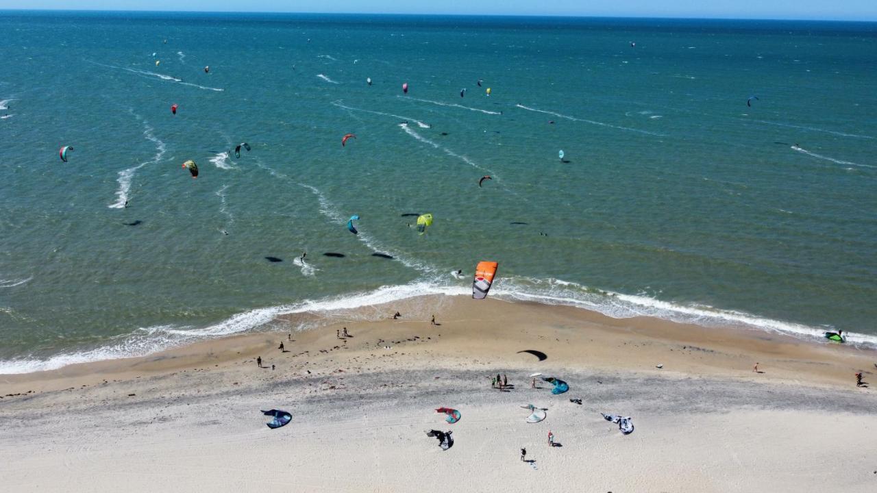 Indiana Kite School And Hostel Cumbuco Ngoại thất bức ảnh